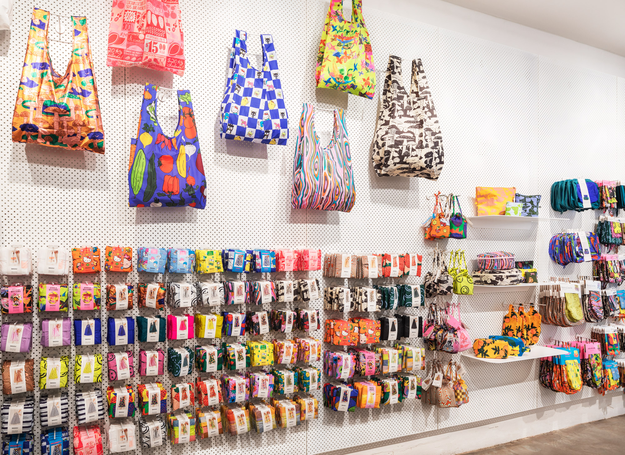 Suberra_Retail_Fixtures_Baggu_Haddock_Studio_07