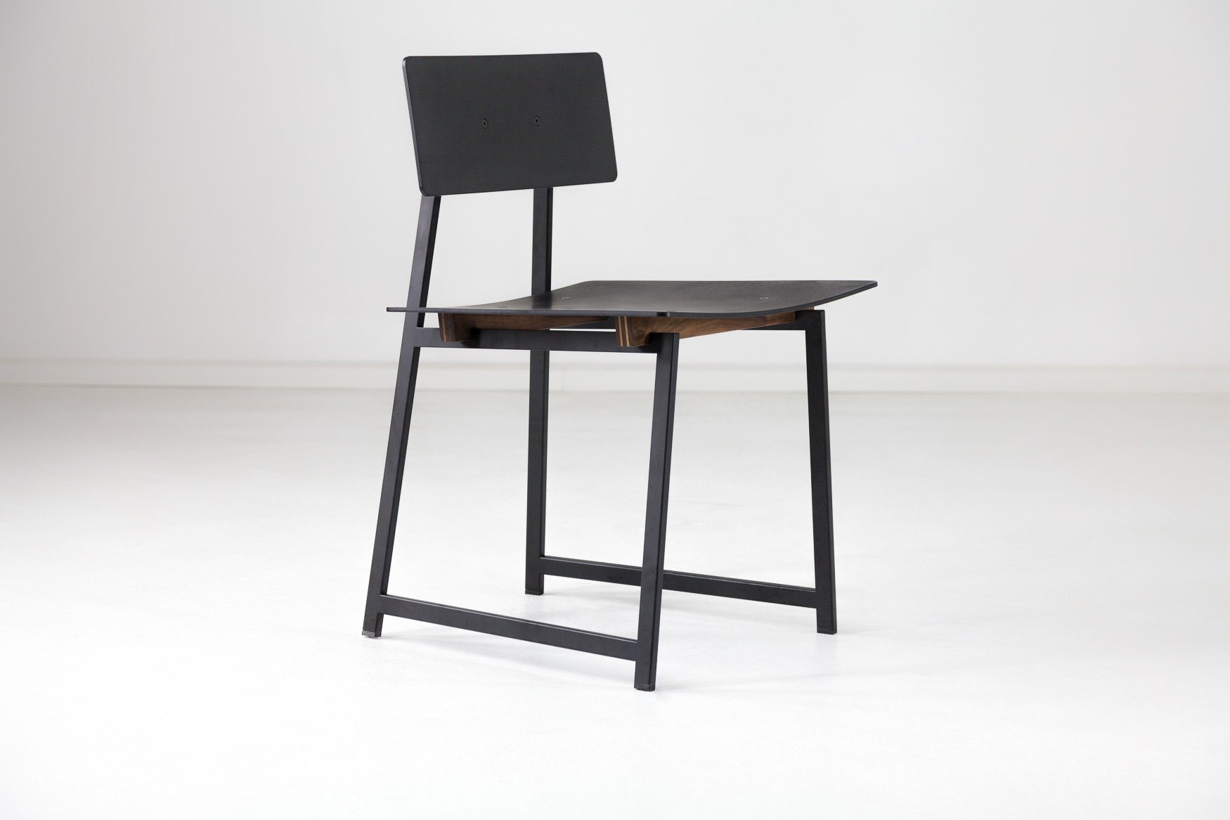 Token Tea Chair Detail