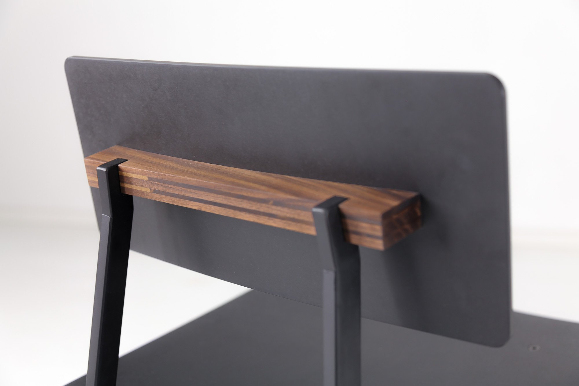 Token Tea Chair Detail