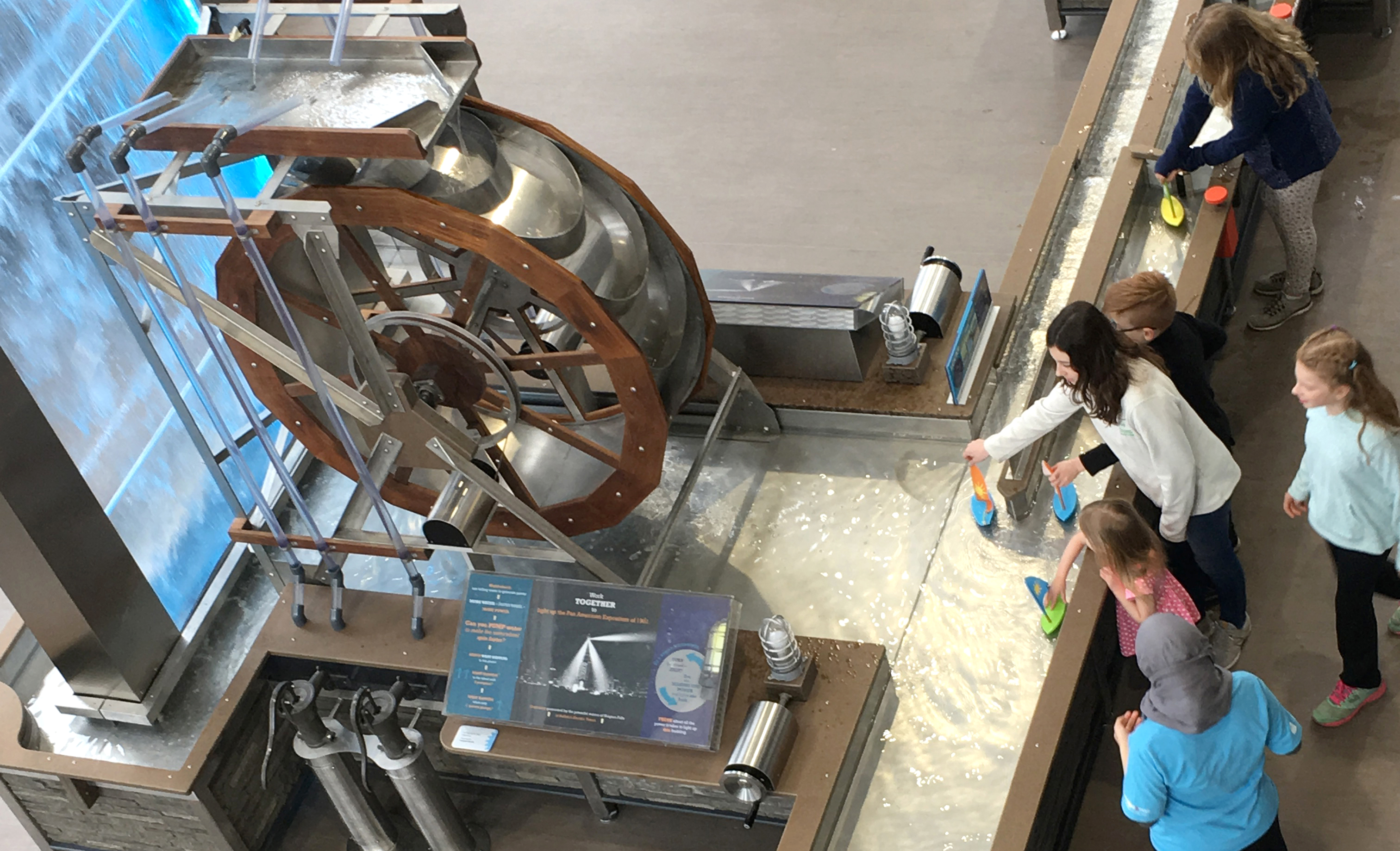 Explore & More Museum - Richlite - 9