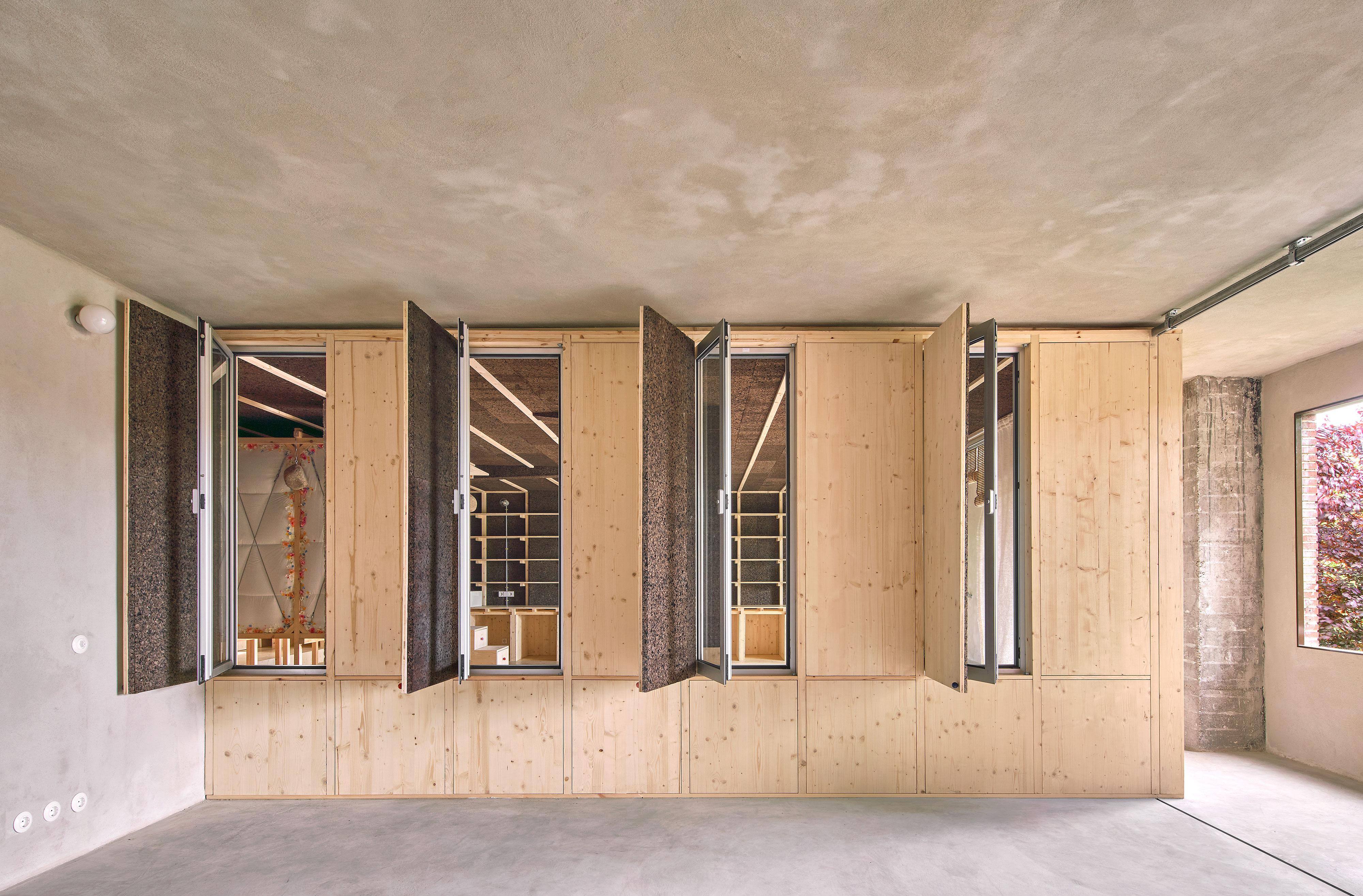 The Day After House - Amorim Cork Wallcovering & Millwork - Madrid, Spain